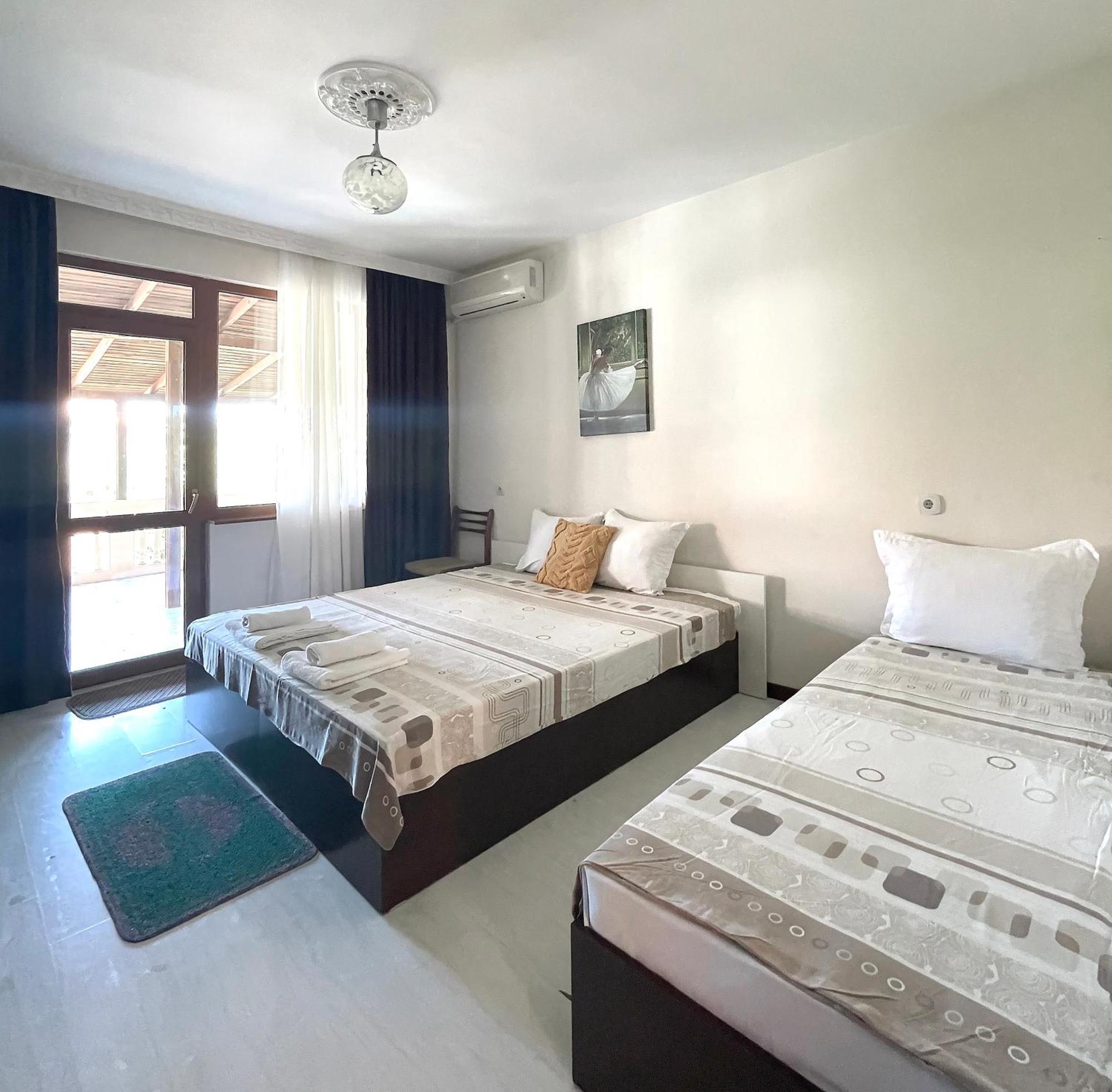 Zoia Hotel Chernomorets Exterior photo